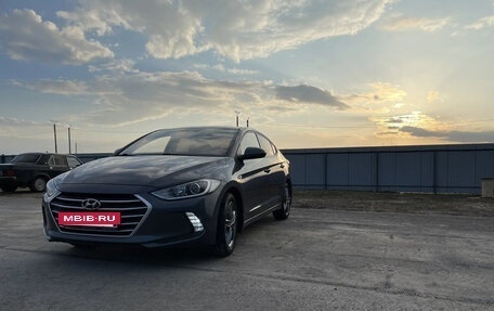 Hyundai Elantra VI рестайлинг, 2017 год, 1 450 000 рублей, 7 фотография