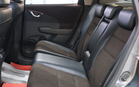 Honda Fit Shuttle I рестайлинг, 2014 год, 1 099 000 рублей, 19 фотография