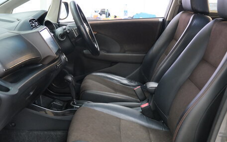 Honda Fit Shuttle I рестайлинг, 2014 год, 1 099 000 рублей, 18 фотография