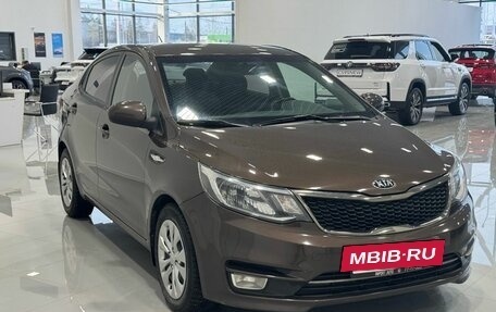 KIA Rio III рестайлинг, 2016 год, 995 000 рублей, 2 фотография