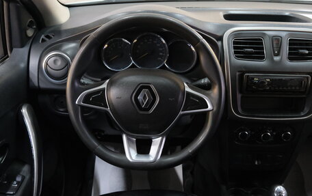 Renault Logan II, 2020 год, 739 000 рублей, 11 фотография