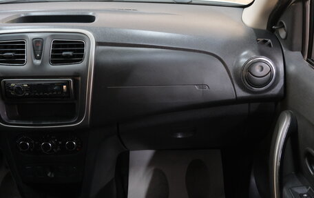 Renault Logan II, 2020 год, 739 000 рублей, 16 фотография