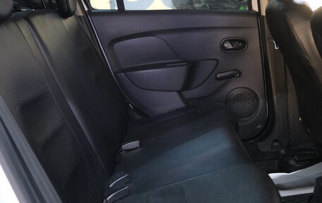 Renault Logan II, 2020 год, 739 000 рублей, 20 фотография