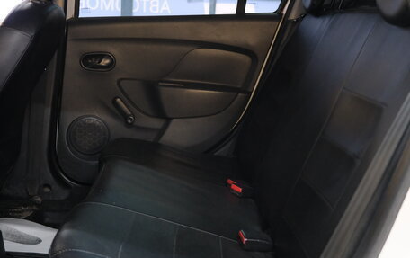 Renault Logan II, 2020 год, 739 000 рублей, 19 фотография