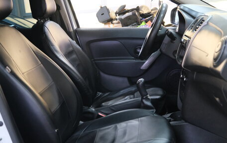 Renault Logan II, 2020 год, 739 000 рублей, 18 фотография