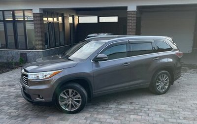 Toyota Highlander III, 2015 год, 3 000 000 рублей, 1 фотография