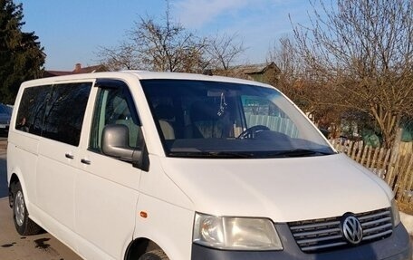 Volkswagen Transporter T5 рестайлинг, 2006 год, 1 499 000 рублей, 1 фотография