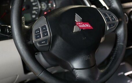 Mitsubishi Pajero Sport II рестайлинг, 2013 год, 1 349 000 рублей, 10 фотография