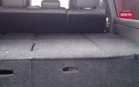 Toyota Land Cruiser 100 рестайлинг 2, 2005 год, 4 500 000 рублей, 11 фотография