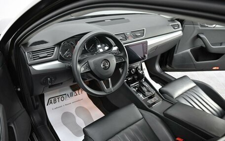 Skoda Superb III рестайлинг, 2018 год, 1 775 000 рублей, 7 фотография