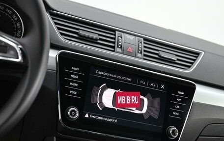 Skoda Superb III рестайлинг, 2018 год, 1 775 000 рублей, 9 фотография