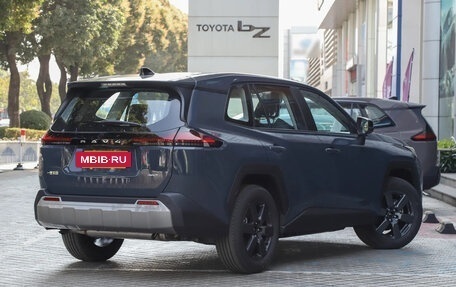 Toyota RAV4, 2026 год, 4 050 000 рублей, 10 фотография