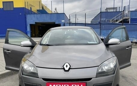 Renault Megane III, 2011 год, 610 000 рублей, 10 фотография