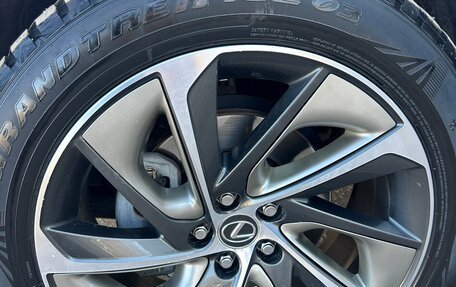 Lexus RX IV рестайлинг, 2019 год, 4 290 000 рублей, 5 фотография