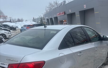 Chevrolet Cruze II, 2011 год, 550 000 рублей, 9 фотография