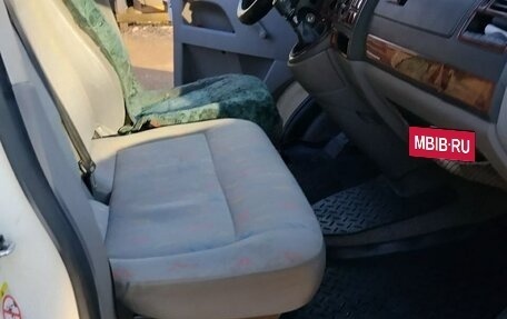 Volkswagen Transporter T5 рестайлинг, 2006 год, 1 499 000 рублей, 6 фотография