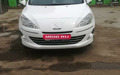 Peugeot 408 I рестайлинг, 2014 год, 830 000 рублей, 2 фотография