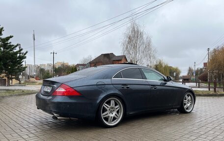 Mercedes-Benz CLS, 2004 год, 985 000 рублей, 4 фотография