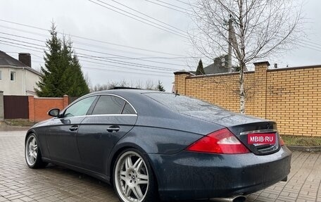 Mercedes-Benz CLS, 2004 год, 985 000 рублей, 3 фотография