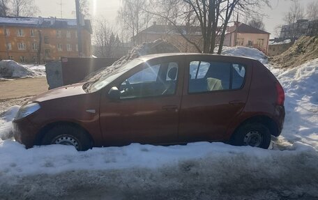 Renault Sandero I, 2013 год, 270 000 рублей, 4 фотография