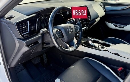 Lexus NX, 2022 год, 6 300 000 рублей, 8 фотография