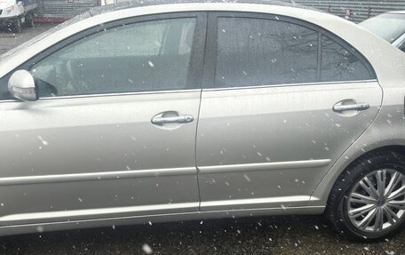 Toyota Avensis III рестайлинг, 2004 год, 440 000 рублей, 5 фотография