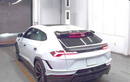 Lamborghini Urus I, 2024 год, 33 600 000 рублей, 3 фотография