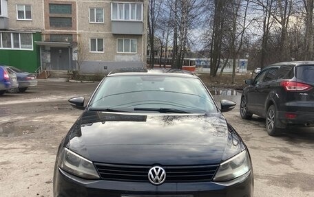 Volkswagen Jetta VI, 2012 год, 1 200 000 рублей, 2 фотография