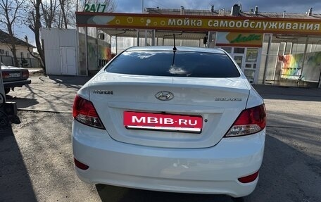 Hyundai Solaris II рестайлинг, 2013 год, 800 000 рублей, 6 фотография