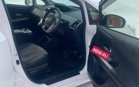 Toyota Prius Alpha I (ZVW40/41), 2014 год, 1 199 000 рублей, 6 фотография