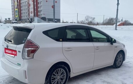 Toyota Prius Alpha I (ZVW40/41), 2014 год, 1 199 000 рублей, 3 фотография
