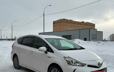 Toyota Prius Alpha I (ZVW40/41), 2014 год, 1 199 000 рублей, 2 фотография