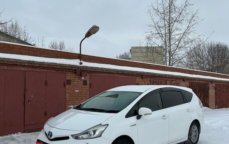 Toyota Prius Alpha I (ZVW40/41), 2014 год, 1 199 000 рублей, 10 фотография