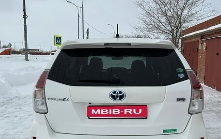 Toyota Prius Alpha I (ZVW40/41), 2014 год, 1 199 000 рублей, 8 фотография