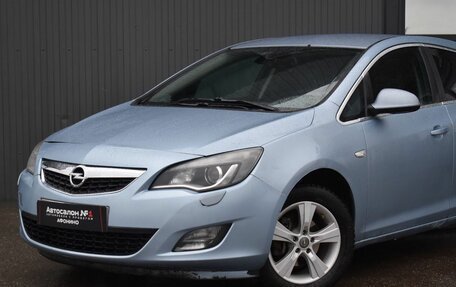 Opel Astra J, 2011 год, 549 888 рублей, 1 фотография