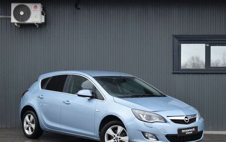 Opel Astra J, 2011 год, 549 888 рублей, 4 фотография