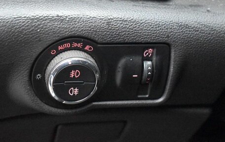 Opel Astra J, 2011 год, 549 888 рублей, 18 фотография