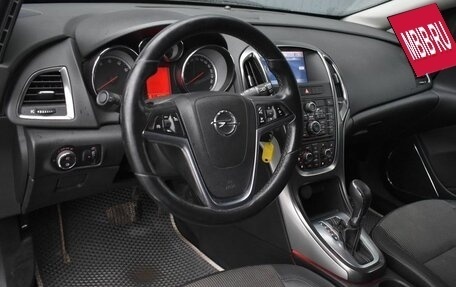 Opel Astra J, 2011 год, 549 888 рублей, 17 фотография