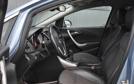 Opel Astra J, 2011 год, 549 888 рублей, 20 фотография