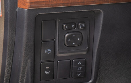 Toyota Land Cruiser Prado 150 рестайлинг 2, 2010 год, 2 829 000 рублей, 13 фотография