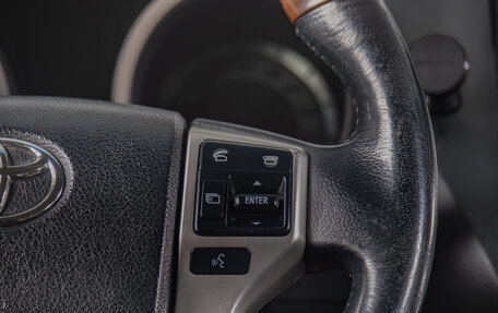 Toyota Land Cruiser Prado 150 рестайлинг 2, 2010 год, 2 829 000 рублей, 16 фотография