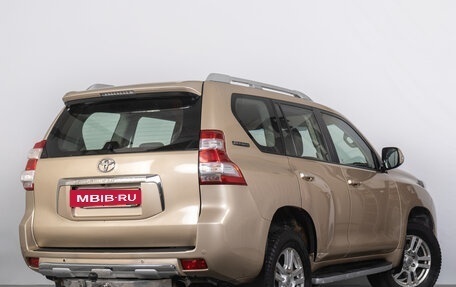 Toyota Land Cruiser Prado 150 рестайлинг 2, 2010 год, 2 829 000 рублей, 7 фотография