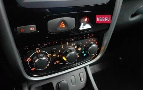 Renault Duster I рестайлинг, 2013 год, 968 000 рублей, 15 фотография