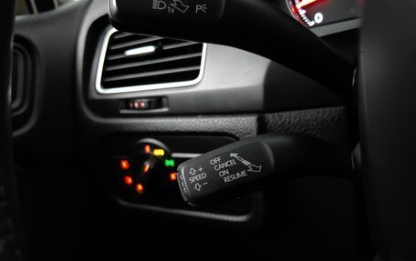 Volkswagen Touareg III, 2010 год, 1 748 000 рублей, 21 фотография