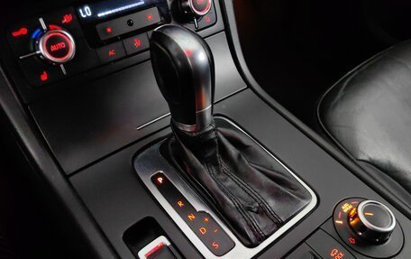 Volkswagen Touareg III, 2010 год, 1 748 000 рублей, 16 фотография