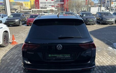 Volkswagen Tiguan II, 2018 год, 2 587 000 рублей, 7 фотография