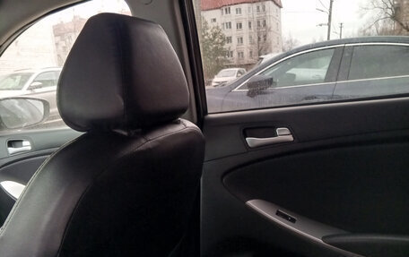 Hyundai Solaris II рестайлинг, 2014 год, 600 000 рублей, 8 фотография