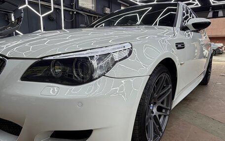 BMW 5 серия, 2004 год, 5 000 000 рублей, 3 фотография