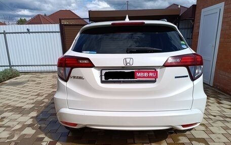 Honda Vezel, 2016 год, 1 600 000 рублей, 4 фотография