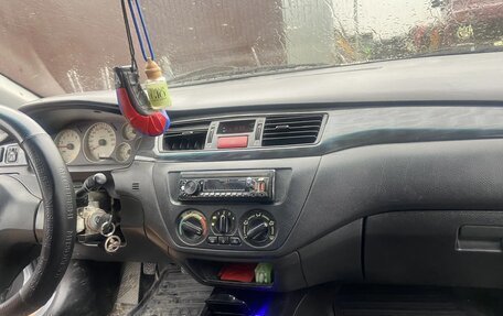 Mitsubishi Lancer IX, 2005 год, 235 000 рублей, 10 фотография